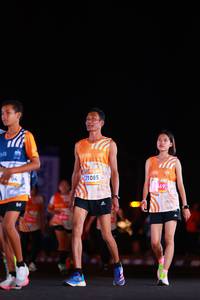 BIB: 21085, 154
                            <button type="button" onclick="openModal(22939700)" class="btn btn-primary btn-sm float-right btn-popup" data-toggle="modal" data-target=".modal-high-quality">
                        <i class="fas fa-shopping-cart"></i> Add to Cart
                    </button>
                                            <button type="button" onclick="isThisMe(22939700, true)" class="btn btn-success btn-sm float-right btn-popup btn-isme hidden" data-toggle="tooltip" data-placement="bottom" title="นี่คือรูปของคุณใช่ไหม คลิกที่นี่เพื่อเอาเข้าอัลบั้ม">
                        <i class="fas fa-plus"></i> Add to album
                    </button>
                    <button type="button" onclick="isThisMe(22939700, false)" class="btn btn-warning btn-sm float-right btn-popup btn-isnotme hidden">
                        <i class="fas fa-ban"></i> Remove from album
                    </button>